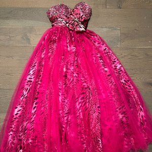 Barbie goes to the Zoo! Party dress